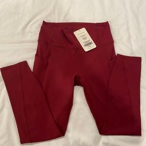 FABLETICS OASIS HIGH-WAISTED
POCKET 7/8